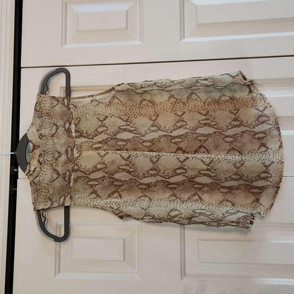 18. H&M, Women's Top, Size 4, Cream and tan, Great condition - Picture 4 of 8